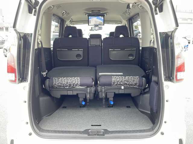 日産 セレナ ハイウェイスター Vセレクション 徳島県 2018(平30)年 5.6万km ブリリアントホワイトパール アルパイン11インチナビ【EX11Z】/ALPINEフリップダウンモニター/アラウンドビューモニター/両側パワースライドドア/デジタルインナーミラー/プロパイロット/クリアランスソナー/オートブレーキホールド/ETC2.0/ドライブレコーダー/純正AW/純正フロアマット/ドアバイザー/プッシュスタート/スマートキー