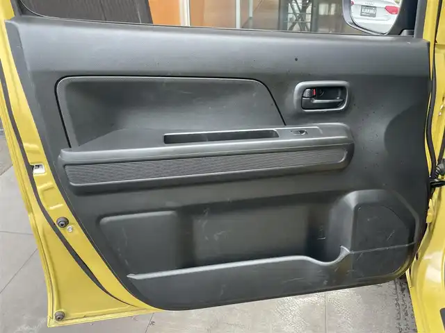 スズキ ワゴンＲ HYBRID FX 鹿児島県 2017(平29)年 1.8万km サニーイエローM 純正CDオーディオ/AUX接続可/前方ドライブレコーダー/運転席シートヒーター/衝突軽減ブレーキ/レーンキープアシスト/オートエアコン/HUD/電動格納ミラー/純正ドアバイザー/ライトレベライザー/純正フロアマット/プッシュスタート/スマートキー/新車時保証書/取扱説明書