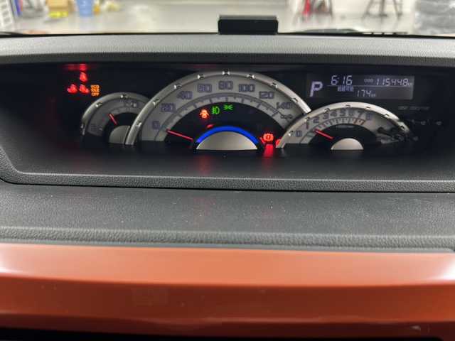 ダイハツ ウェイク G 福島県 2015(平27)年 11.6万km パールホワイトⅢ/トニコオレンジメタリック 2トーン /４ＷＤ//両側電動スライドア//社外メモリーナビ/(CD/DVD/Bluetooth/フルセグ/USB/ＨＤＭI)//バックカメラ//運転席シートヒーター//エコアイドル//社外ドライブレコーダー//プッシュスタート//スマートキー//スタアリングスイッチ//LEDヘッドライト//ハロゲンフォグ//社外エンジンスターター//社外アルミ付きスタッドレスタイヤ積込