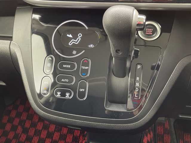 日産 デイズ ルークス ハイウェイスター Gターボ 愛知県 2018(平30)年 3.5万km スパークリングレッド/ブラック 社外ナビ/全方位モニター/両側パワースライドドア/ETC/衝突軽減ブレーキ/レーンキープアシスト/オートマチックハイビーム/エンジンプッシュスタートボタン/スマートキー/クルーズコントロール/純正アルミホイール/LEDヘッドライト