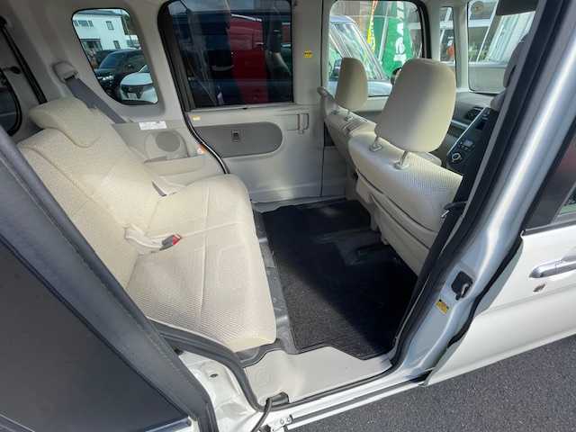 ダイハツ タント G 静岡県 2015(平27)年 5万km パールホワイトⅢ 片側パワースライドドア/ETC/アイドリングストップ/純正フロアマット/純正14インチアルミホイール/オートエアコン/プッシュスタート/ドアバイザー/取説説明書・記録簿・保証書/スマートキー/スペアキー/パワーウィンドウ