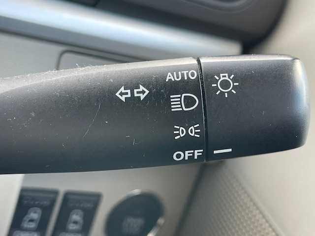 ダイハツ タント G 静岡県 2015(平27)年 5万km パールホワイトⅢ 片側パワースライドドア/ETC/アイドリングストップ/純正フロアマット/純正14インチアルミホイール/オートエアコン/プッシュスタート/ドアバイザー/取説説明書・記録簿・保証書/スマートキー/スペアキー/パワーウィンドウ