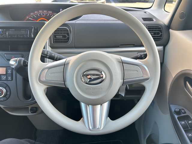 ダイハツ タント G 埼玉県 2015(平27)年 5万km パールホワイトⅢ (株)IDOMが運営する【じしゃロン熊谷店】の自社ローン対象車両になります。こちらは現金ご利用時の価格です。自社ローンご希望の方は別途その旨お申付け下さい。/KENWOOD製社外オーディオ　U393/　CD/USB/AUX/両側パワースライドドア/ETC/アイドリングストップ/純正フロアマット/純正14インチアルミホイール/プッシュスタート/スマートキー