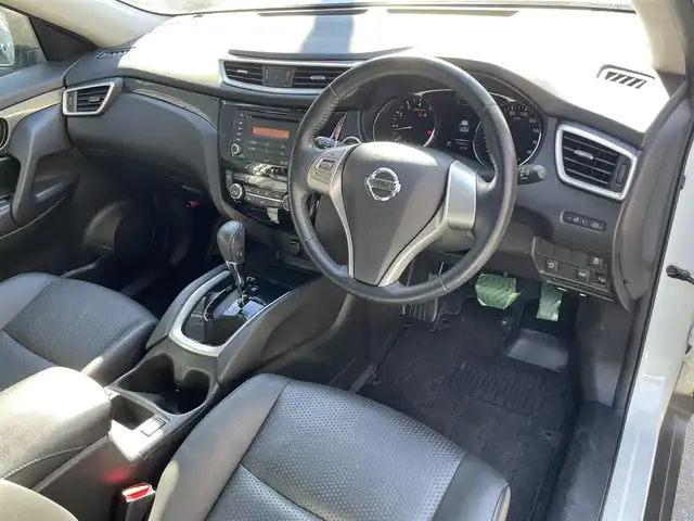 日産 エクストレイル 20X エマージェンシーブレーキ 滋賀県 2015(平27)年 3.8万km ブリリアントホワイトパール オーディオ/シートヒーター/コーナーセンサー/合皮シート/ドライブレコーダー/プッシュスタート/スマートキー/純正アルミホイール