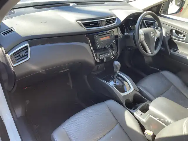 日産 エクストレイル 20X エマージェンシーブレーキ 滋賀県 2015(平27)年 3.8万km ブリリアントホワイトパール オーディオ/シートヒーター/コーナーセンサー/合皮シート/ドライブレコーダー/プッシュスタート/スマートキー/純正アルミホイール