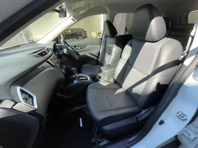 日産 エクストレイル 20X エマージェンシーブレーキ 滋賀県 2015(平27)年 3.8万km ブリリアントホワイトパール オーディオ/シートヒーター/コーナーセンサー/合皮シート/ドライブレコーダー/プッシュスタート/スマートキー/純正アルミホイール