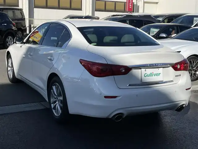 日産 スカイライン 200GT－t タイプP 群馬県 2014(平26)年 5.9万km クリスタルホワイトパール 安全装備/・衝突軽減ブレーキ/・オートライト/・レーンキープアシスト/・クリアランスソナー/・アラウンドビューモニター/・クルーズコントロール/・ブラインドスポット/・横滑り防止/メーカー純正ナビ/・AM/FM/フルセグTV/・Bluetooth/USB/MSV/LEDヘッドライト/LEDフォグランプ/前席シートヒーター/シートメモリー/前席パワーシート/ETC/純正フロアマット/スマートキー/プッシュスタート