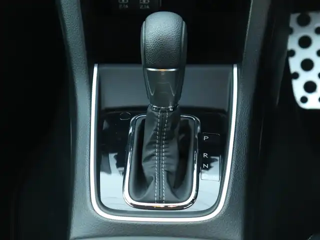 スバル レヴォーグ 神奈川県 2019(平31)年 2.3万km 青 F・S・Rカメラ/アイサイトセーフティプラス/純正8インチメモリナビ/フルセグテレビ/BluetoothAudio/ブラインドスポットモニター/バックカメラ/アダプティブクルーズコントロール/ドアバイザー/ETC（ビルトイン）/ドラレコ（前）/パワーシート/シートヒーター/純正フロアマット/コーナーセンサー（後）/LEDヘッドライト/保証書