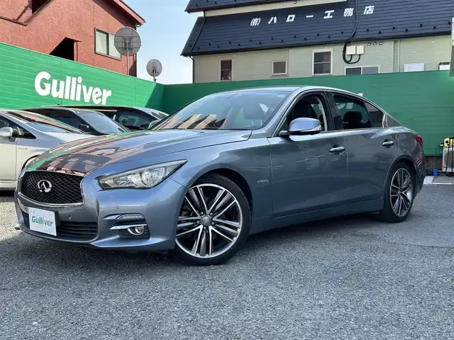 日産 スカイライン ハイブリッド 350GT 東京都 2014(平26)年 4.7万km ハガネブルーM 純正ナビ(Am/FM/DISC/BT/USB/ipod/Music BOX/フルセグTV/AUX)/バックカメラ/全方位カメラ/F/Rコーナーセンサー/ハーフレザーシート/衝突防止機能/D席/N席パワーシート/前後ドラレコ/スマートキー/プッシュスタート/ETC/LEDライト/オートライト/ステアリングスイッチ/アイドリングストップ/純正フロアマット/電格ウィンカーミラー/純正19インチアルミホイール/Wエアバック/横滑り防止機能/保証書/取扱説明書/記録簿