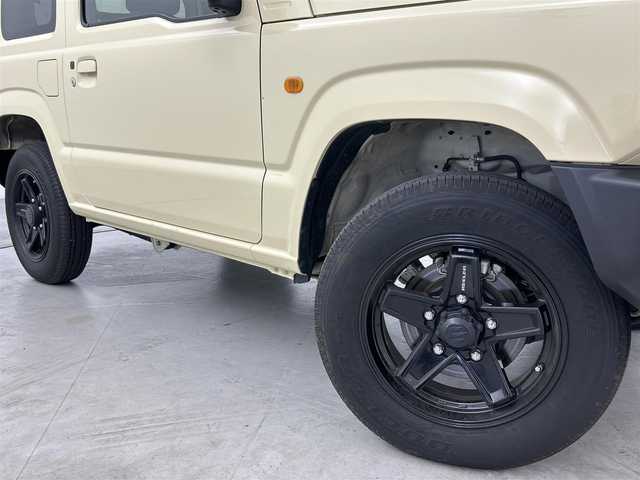 スズキ ジムニー XC 福岡県 2023(令5)年 1.3万km シフォンアイボリーM 社外８型ナビ　/バックカメラ　/前後ドラレコ　/デジタルルームミラー　/ＥＴＣ　/ルーフラック　/クルーズコントロール　/衝突軽減ブレーキ　/レーンキープ　/ヒルディセントコントロール　/シートヒーター　/純正ＡＷ積込み有