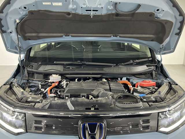ホンダ ステップワゴン eHEV エアー 福岡県 2022(令4)年 2.6万km ハーバードブルーパール ・フルセグTV/・フリップダウン/・Bluetooth/・純正ナビ/・16インチ純正ホイール/・ACC/・Bカメラ/・プッシュスタート/・スマートキー/・ETC/・両側パワースライドドア/・HDMI/・ドラレコ