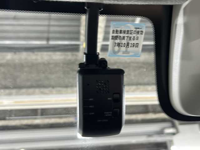 ホンダ ステップワゴン eHEV エアー 福岡県 2022(令4)年 2.6万km ハーバードブルーパール ・フルセグTV/・フリップダウン/・Bluetooth/・純正ナビ/・16インチ純正ホイール/・ACC/・Bカメラ/・プッシュスタート/・スマートキー/・ETC/・両側パワースライドドア/・HDMI/・ドラレコ