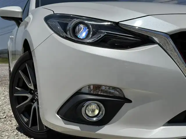 マツダ アクセラ スポーツ XD 兵庫県 2014(平26)年 5.2万km スノーフレイクホワイトパールマイカ 純正ナビ/フルセグTV/Bluetooth接続可/バックカメラ/ETC/サンルーフ/ハーフレザーシート/シートヒーター/マツダ18インチAW/レーダークルーズコントロール/BOSEサウンド/AUTOライト/ステリモ
