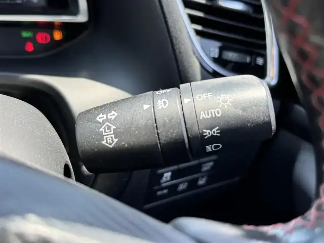 マツダ アクセラ スポーツ XD 兵庫県 2014(平26)年 5.2万km スノーフレイクホワイトパールマイカ 純正ナビ/フルセグTV/Bluetooth接続可/バックカメラ/ETC/サンルーフ/ハーフレザーシート/シートヒーター/マツダ18インチAW/レーダークルーズコントロール/BOSEサウンド/AUTOライト/ステリモ