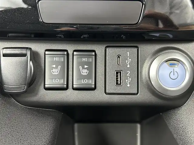 日産 リーフ X Vセレクション 90周年記念車 千葉県 2023(令5)年 0.4万km オーロラフレアブルーパール 禁煙車/プロパイロット/アラウンドビューモニター/インテリジェントルームミラー/車線逸脱防止支援/ふらつき警報/純正9インチナビ/レーダークルーズコントロール/LEDオートライト/ハーフレザーシート/シートヒーター/純正17インチアルミホイール/オートエアコン/USBポート/プッシュスタート/スマートキー