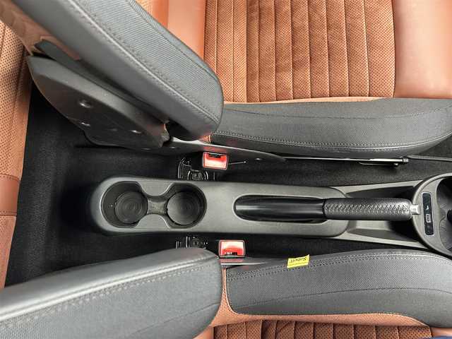 アバルト ５９５ コンペティツィオーネ 滋賀県 2019(令1)年 1.9万km 白 OP茶黒サベルトシート/ブレンボブレーキキャリパー/KONIショックアブソーバー/レコードモンツァ/ドライブレコーダー/ディスプレイオーディオ／ＢＴ／ＵＳＢ/純正AW１７/パドルシフト/ETC