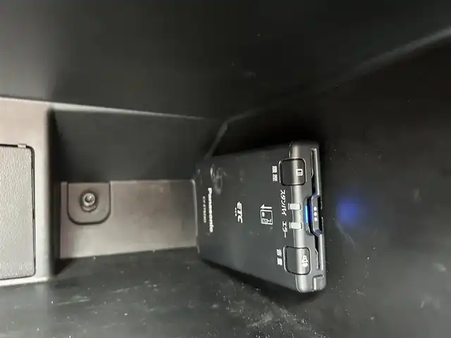 アバルト ５９５ コンペティツィオーネ 滋賀県 2019(令1)年 1.9万km 白 OP茶黒サベルトシート/ブレンボブレーキキャリパー/KONIショックアブソーバー/レコードモンツァ/ドライブレコーダー/ディスプレイオーディオ／ＢＴ／ＵＳＢ/純正AW１７/パドルシフト/ETC