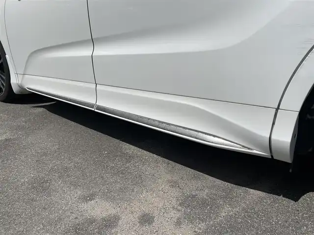 ホンダ オデッセイ アブソルート EX 佐賀県 2015(平27)年 9.6万km ホワイトオーキッドパール （株)IDOMが運営する【じしゃロン佐賀店】の自社ローン専用車両になります。/こちらは現金またはオートローンご利用時の価格です。自社ローンご希望の方は別途その旨お申付け下さい/禁煙車　/７人乗り　/純正ナビ/ＴＶ/ＢＴオーディオ　/ビルトインＥＴＣ　/バックカメラ　/両側電動スライドドア