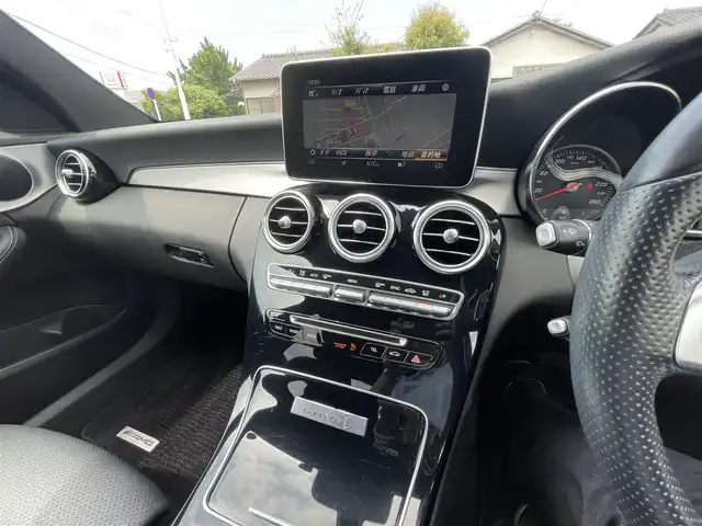メルセデス・ベンツ Ｃ１８０ ローレウスエディション 静岡県 2018(平30)年 3.6万km ポーラホワイト レーダーセーフティ パッケージ/ブラックレザーシート （合皮）/シートヒーター /運転席メモリーパワーシート/CommandHDDナビフルセグTV Bluetooth/バックカメラ/AMGスタイリング/キーレスゴー /DSRCETC/ドライブレコーダー