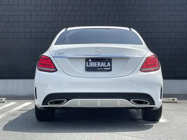 メルセデス・ベンツ Ｃ１８０ ローレウスエディション 静岡県 2018(平30)年 3.6万km ポーラホワイト レーダーセーフティ パッケージ/ブラックレザーシート （合皮）/シートヒーター /運転席メモリーパワーシート/CommandHDDナビフルセグTV Bluetooth/バックカメラ/AMGスタイリング/キーレスゴー /DSRCETC/ドライブレコーダー