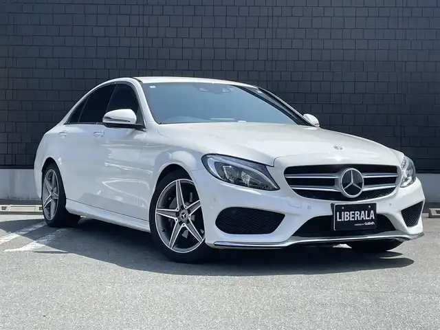 メルセデス・ベンツ Ｃ１８０ ローレウスエディション 静岡県 2018(平30)年 3.6万km ポーラホワイト レーダーセーフティ パッケージ/ブラックレザーシート （合皮）/シートヒーター /運転席メモリーパワーシート/CommandHDDナビフルセグTV Bluetooth/バックカメラ/AMGスタイリング/キーレスゴー /DSRCETC/ドライブレコーダー
