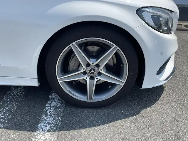 メルセデス・ベンツ Ｃ１８０ ローレウスエディション 静岡県 2018(平30)年 3.6万km ポーラホワイト レーダーセーフティ パッケージ/ブラックレザーシート （合皮）/シートヒーター /運転席メモリーパワーシート/CommandHDDナビフルセグTV Bluetooth/バックカメラ/AMGスタイリング/キーレスゴー /DSRCETC/ドライブレコーダー