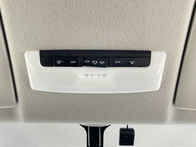 日産 セレナ e－パワー ハイウェイスター V 埼玉県 2020(令2)年 5.9万km アズライトブルー インテリジェントミラー/革巻きステアリング/プロパイロット/フォグランプ/ウィンカーミラー/ドアバイザー/両側パワースライドドア/プッシュスタート/純正フロアマット/コーナーセンサー/全方位カメラ/ＥＴＣ