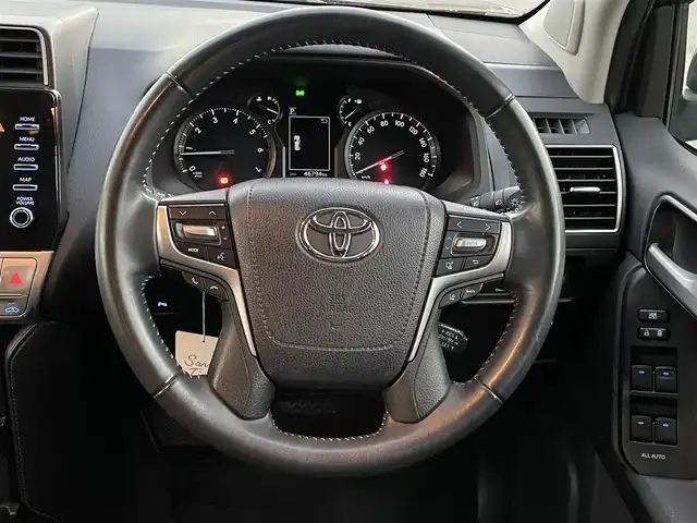 トヨタ ランドクルーザー プラド TX Lパッケージ ブラックED 福岡県 2021(令3)年 4.7万km ブラック サンルーフ/クルーズコントロール/運転席・助手席パワーシート/運転席・助手席シートヒーター/運転席・助手席エアシート/Bluetoothオーディオ/USB接続/全方位カメラ/ETC2.0/純正フロアマット/純正アルミホイール/LEDヘッドライト