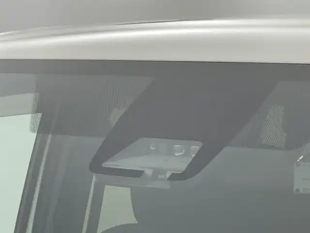 トヨタ ヴォクシー ZS 煌Ⅱ 群馬県 2019(平31)年 5.1万km ホワイトパールクリスタルシャイン 禁煙車　純正７型ナビ　アルパインフリップダウンモニター　バックカメラ　両側パワースライドドア　オートクルーズコントロール　ETC　衝突軽減　アイドリングストップ　スマートキー　プッシュスタート