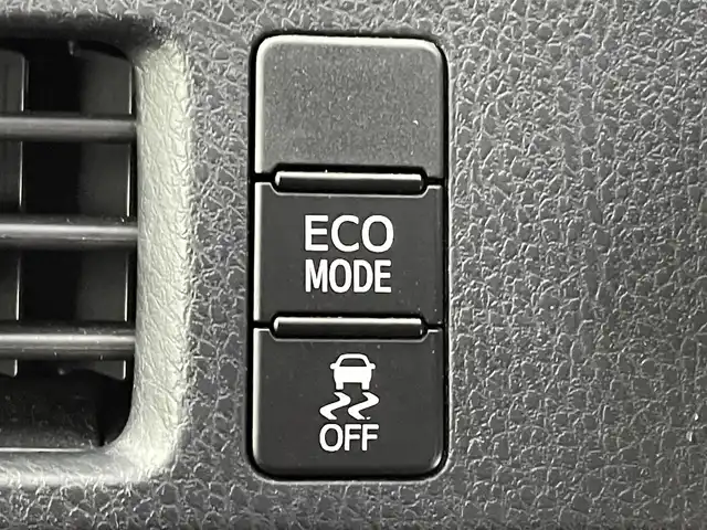 トヨタ ヴォクシー ZS 煌Ⅱ 群馬県 2019(平31)年 5.1万km ホワイトパールクリスタルシャイン 禁煙車　純正７型ナビ　アルパインフリップダウンモニター　バックカメラ　両側パワースライドドア　オートクルーズコントロール　ETC　衝突軽減　アイドリングストップ　スマートキー　プッシュスタート