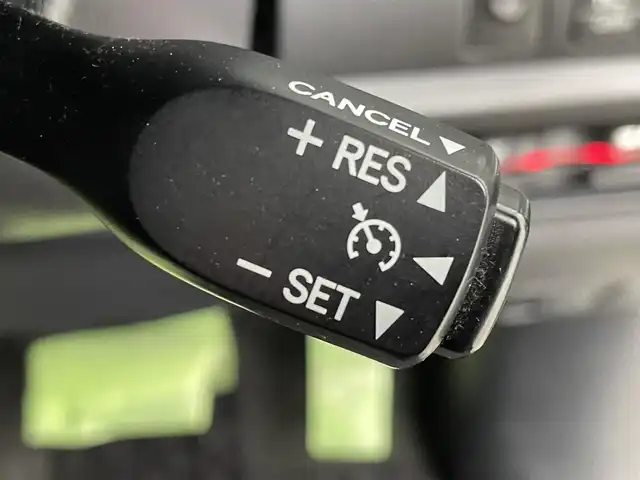 トヨタ ヴォクシー ZS 煌Ⅱ 群馬県 2019(平31)年 5.1万km ホワイトパールクリスタルシャイン 禁煙車　純正７型ナビ　アルパインフリップダウンモニター　バックカメラ　両側パワースライドドア　オートクルーズコントロール　ETC　衝突軽減　アイドリングストップ　スマートキー　プッシュスタート