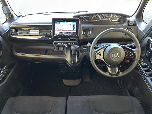 ホンダ Ｎ ＢＯＸ カスタム L 道央・札幌 2023(令5)年 1.6万km メテオロイドグレーメタリック 4WD/ワンオーナー/ホンダセンシング/・衝突軽減ブレーキ/・誤発進抑制機能/・歩行者事故低減ステアリング/・路外逸脱抑制機能/・渋滞追従機能付アクティブクルーズコントロール/・車線維持支援システム/・先行発進お知らせ機能/・標識認識機能/・後方誤発進抑制機能/・オートハイビーム/プラズマクラスター技術搭載オートエアコン/両側パワースライドドア/社外ナビ/（CD/DVD/BT）/フルセグTV/バックカメラ/純正エンジンスターター/前後ドライブレコーダー/純正AW夏タイヤ/社外AW冬タイヤ積込/前席シートヒーター/純正フロアマット