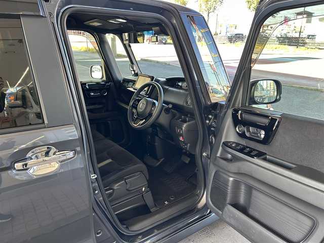 ホンダ Ｎ ＢＯＸ カスタム L 道央・札幌 2023(令5)年 1.6万km メテオロイドグレーメタリック 4WD/ワンオーナー/ホンダセンシング/・衝突軽減ブレーキ/・誤発進抑制機能/・歩行者事故低減ステアリング/・路外逸脱抑制機能/・渋滞追従機能付アクティブクルーズコントロール/・車線維持支援システム/・先行発進お知らせ機能/・標識認識機能/・後方誤発進抑制機能/・オートハイビーム/プラズマクラスター技術搭載オートエアコン/両側パワースライドドア/社外ナビ/（CD/DVD/BT）/フルセグTV/バックカメラ/純正エンジンスターター/前後ドライブレコーダー/純正AW夏タイヤ/社外AW冬タイヤ積込/前席シートヒーター/純正フロアマット