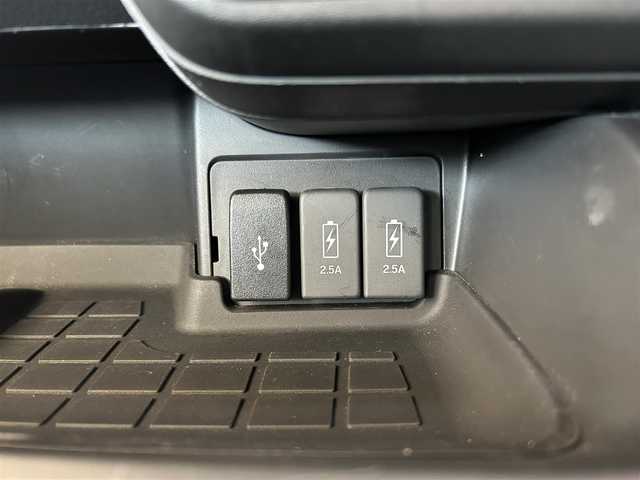 ホンダ Ｎ ＢＯＸ カスタム L 道央・札幌 2023(令5)年 1.6万km メテオロイドグレーメタリック 4WD/ワンオーナー/ホンダセンシング/・衝突軽減ブレーキ/・誤発進抑制機能/・歩行者事故低減ステアリング/・路外逸脱抑制機能/・渋滞追従機能付アクティブクルーズコントロール/・車線維持支援システム/・先行発進お知らせ機能/・標識認識機能/・後方誤発進抑制機能/・オートハイビーム/プラズマクラスター技術搭載オートエアコン/両側パワースライドドア/社外ナビ/（CD/DVD/BT）/フルセグTV/バックカメラ/純正エンジンスターター/前後ドライブレコーダー/純正AW夏タイヤ/社外AW冬タイヤ積込/前席シートヒーター/純正フロアマット