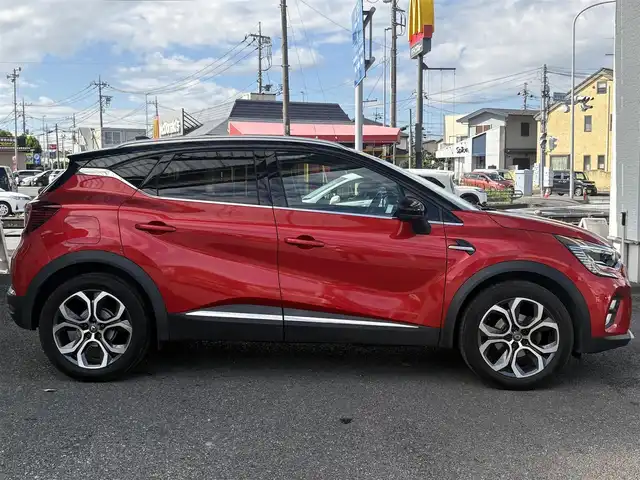 ルノー ルノー キャプチャー インテンス 埼玉県 2021(令3)年 5.2万km 赤Ⅱ ・ディーラー記録Ｒ４：５：６年　/・ワンオーナー　/・ディスプレイオーディオ/・AppleCarPlay/・アラウンドビューモニター　/・前後ドライブレコーダー/・運転アシスト　/・駐車アシスト/・ＡＤＰクルーズコントロール　/・レーンキープ　/・レーンディパーチャー　/・BSM/・シート＆ステアリングヒーター/・ハーフレザーシート/・アイドリングストップ/・オートライト/・LEDライト/・ルーフレール/・コーナーセンサー/・純正18インチアルミ/（グッドイヤータイヤ）/・スマートキー×２/・プッシュスタート/・保証書/・取説