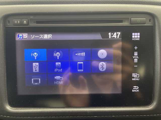 ホンダ ヴェゼル ハイブリッド Z 群馬県 2015(平27)年 3.8万km クリスタルブラックパール 純正ナビ　バックカメラ　シートヒーター　ビルトインＥＴＣ　クルーズコントロール　衝突被害軽減ブレーキ　　パドルシフト　革巻きステアリング　ステアリングスイッチ　スマートキー　ＬＥＤライト　ルーフレール