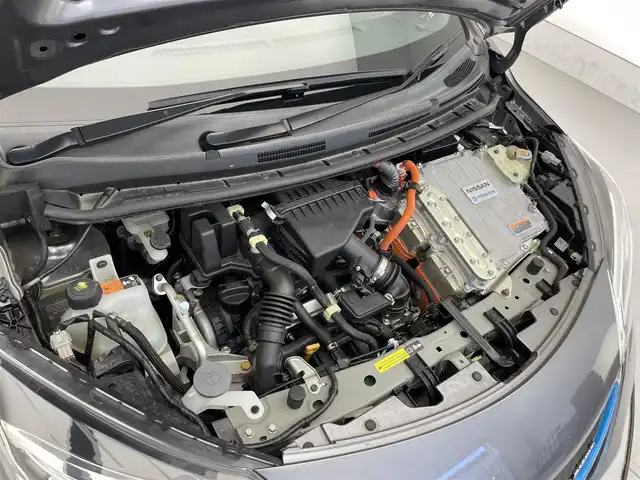 日産 ノート e－パワー ニスモ 奈良県 2019(令1)年 2.2万km ダークメタルグレー 社外ナビ/LEDヘッドライト/コーナーセンサー/レーンキープアシスト/ドライブレコーダー/CD/DVD/フルセグ/Bluetooth/盗難防止システム/衝突軽減/横滑り防止/社外16インチAW/ETC