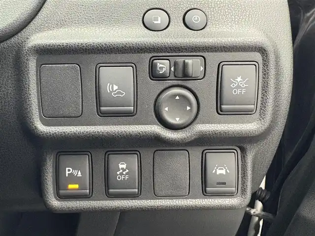 日産 ノート e－パワー ニスモ 奈良県 2019(令1)年 2.2万km ダークメタルグレー 社外ナビ/LEDヘッドライト/コーナーセンサー/レーンキープアシスト/ドライブレコーダー/CD/DVD/フルセグ/Bluetooth/盗難防止システム/衝突軽減/横滑り防止/社外16インチAW/ETC