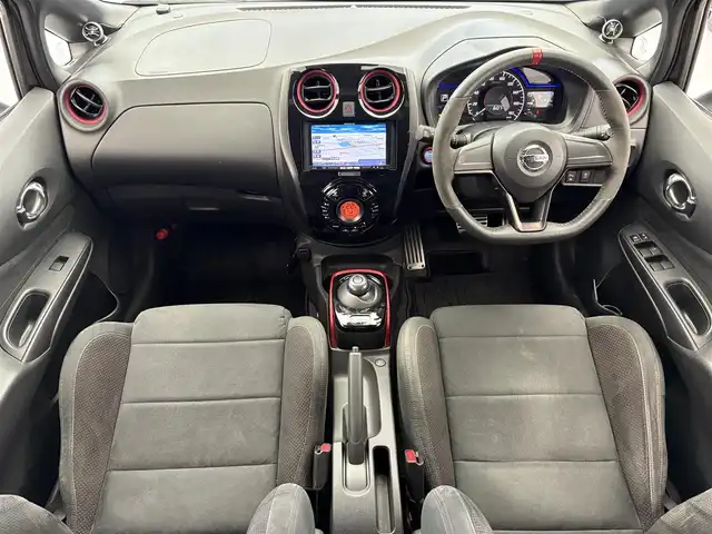 日産 ノート e－パワー ニスモ 奈良県 2019(令1)年 2.2万km ダークメタルグレー 社外ナビ/LEDヘッドライト/コーナーセンサー/レーンキープアシスト/ドライブレコーダー/CD/DVD/フルセグ/Bluetooth/盗難防止システム/衝突軽減/横滑り防止/社外16インチAW/ETC