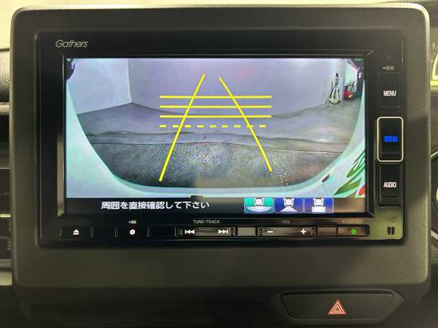 ホンダ Ｎ ＢＯＸ カスタム L ターボ 神奈川県 2021(令3)年 1.6万km プラチナホワイトパール ホンダセンシング/純正7型ナビ/・BT/フルセグTV/CD/DVD/SD/USB/バックカメラ/両側電動スライドドア/ビルトインETC/コーナーセンサー/ヘッドライトレベライザー/スマートキー/プッシュスタートボタン/LEDヘッドライト/フォグランプ/革巻きステアリング/ステアリングスイッチ/パドルシフト/Autoライト/ハーフレザーシート/シートヒーター(D/N)/シートリフター/純正純正フロアマット/純正アルミホイール