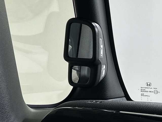 ホンダ Ｎ ＢＯＸ カスタム L ターボ 神奈川県 2021(令3)年 1.6万km プラチナホワイトパール ホンダセンシング/純正7型ナビ/・BT/フルセグTV/CD/DVD/SD/USB/バックカメラ/両側電動スライドドア/ビルトインETC/コーナーセンサー/ヘッドライトレベライザー/スマートキー/プッシュスタートボタン/LEDヘッドライト/フォグランプ/革巻きステアリング/ステアリングスイッチ/パドルシフト/Autoライト/ハーフレザーシート/シートヒーター(D/N)/シートリフター/純正純正フロアマット/純正アルミホイール