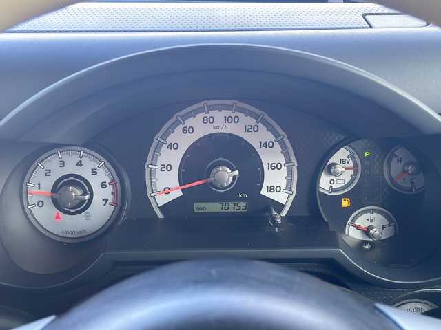 トヨタ ＦＪクルーザー ファイナルエディション 道東・釧路十勝 2017(平29)年 7.1万km ベージュ 4WD/TRDフロントスキッドプレート/TRDマフラー/GIGEARリアラダー/ルーフキャリア/社外LEDヘッドライト/社外バイカラーLEDフォグランプ/社外ステアリング/社外SDナビ/・CD/ラジオ/USB/iPod/フルセグ機能あり（アンテナなし）/社外レーダー/社外ドラレコ付ルームミラー/社外ツイーター/社外オートライトユニット/ETC/フロアマット/ドアバイザー