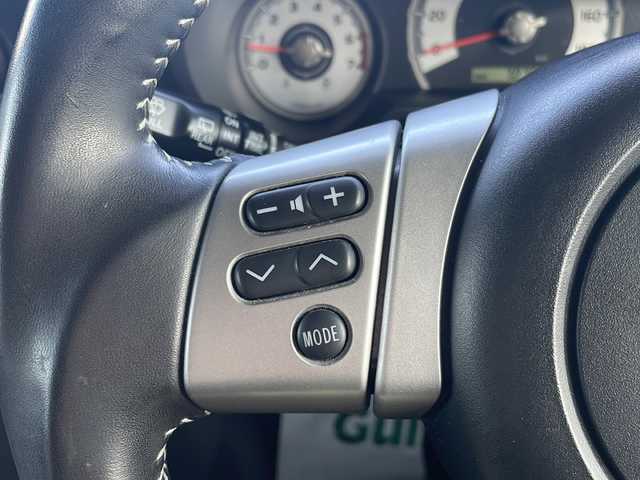 トヨタ ＦＪクルーザー ファイナルエディション 道東・釧路十勝 2017(平29)年 7.1万km ベージュ 4WD/TRDフロントスキッドプレート/TRDマフラー/GIGEARリアラダー/ルーフキャリア/社外LEDヘッドライト/社外バイカラーLEDフォグランプ/社外ステアリング/社外SDナビ/・CD/ラジオ/USB/iPod/フルセグ機能あり（アンテナなし）/社外レーダー/社外ドラレコ付ルームミラー/社外ツイーター/社外オートライトユニット/ETC/フロアマット/ドアバイザー