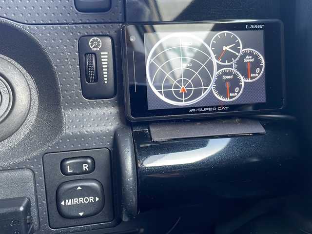 トヨタ ＦＪクルーザー ファイナルエディション 道東・釧路十勝 2017(平29)年 7.1万km ベージュ 4WD/TRDフロントスキッドプレート/TRDマフラー/GIGEARリアラダー/ルーフキャリア/社外LEDヘッドライト/社外バイカラーLEDフォグランプ/社外ステアリング/社外SDナビ/・CD/ラジオ/USB/iPod/フルセグ機能あり（アンテナなし）/社外レーダー/社外ドラレコ付ルームミラー/社外ツイーター/社外オートライトユニット/ETC/フロアマット/ドアバイザー