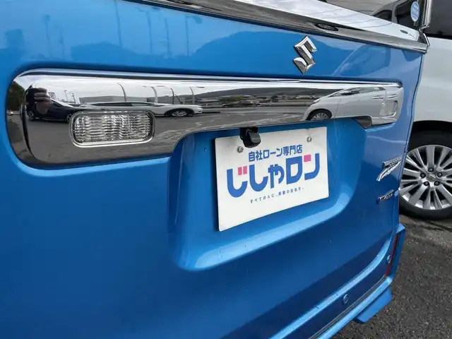スズキ スペーシア カスタム HYBRID XS 高知県 2019(平31)年 7.7万km ブリスクブルーM (株)IDOMが運営する【じしゃロン高知店】の自社ローン対象車両になります。こちらは現金ご利用時の価格です。自社ローンご希望の方は別途その旨お申付け下さい。/社外ナビ　バックカメラ　ドライブレコーダー　レーダーブレーキサポート　両側電動スライドドア　スマートキー　プッシュスタート　ドアバイザー　フロアマット　１５インチ純正アルミホイール