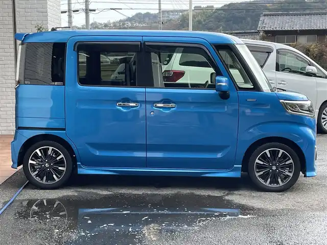 スズキ スペーシア カスタム HYBRID XS 高知県 2019(平31)年 7.7万km ブリスクブルーM (株)IDOMが運営する【じしゃロン高知店】の自社ローン対象車両になります。こちらは現金ご利用時の価格です。自社ローンご希望の方は別途その旨お申付け下さい。/社外ナビ　バックカメラ　ドライブレコーダー　レーダーブレーキサポート　両側電動スライドドア　スマートキー　プッシュスタート　ドアバイザー　フロアマット　１５インチ純正アルミホイール