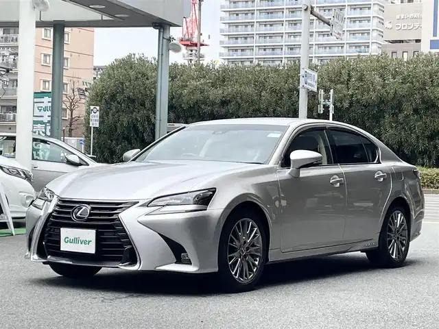 レクサス ＧＳ 450h バージョンL 神奈川県 2019(令1)年 2.5万km ソニックシルバー 新車時保証書 	取扱説明書　		/レーンキープアシスト		/プリクラッシュセーフティー		/レーダークルーズコントロール			/オートマチックハイビーム		/純正メーカーSDナビ/フルセグTV		/SD/CD/DVD/BT		/バックカメラ　ビルトインETC【2.0】		/レザーシート		/シートヒーター/ベンチレーター		/フロントパワーシート	/LEDヘッドライト				/ハンドルヒーター		/スマートキー×2		/スマートカードキー×1		/クリアランスソナー		/サイド/カーテン/ニーエアバック		/純正18インチアルミ