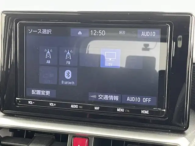 トヨタ ライズ Z 熊本県 2021(令3)年 1.2万km ブラックマイカメタリック/シャイニングホワイトパール ワンオーナー　/全周囲カメラ　/社外前後ドライブレコーダー　/ビルトインＥＴＣ　/純正ナビNSZT-Y68T（ＣＤ・ＤＶＤ・フルセグ・ＢＴ）/AC100V充電/前後クリアランスソナー　/前席シートヒーター　/スマートアシスト/・衝突回避支援ブレーキ機能/・衝突警報機能/・車線逸脱警報機能/・車線逸脱抑制制御機能/・ブレーキ誤発進抑制機能/・先行車発進お知らせ機能/・アダブティブクルーズコントロール/・オートハイビーム　/・ブラインドスポットモニター/横滑り防止/電動パーキングブレーキ/ブレーキホールド/純正フロアマット/純正１７インチAW/オートライト/LEDヘッドライト/フォグライト/スマートキー/プッシュスタート/スペアキー1本/保証書/取扱説明書