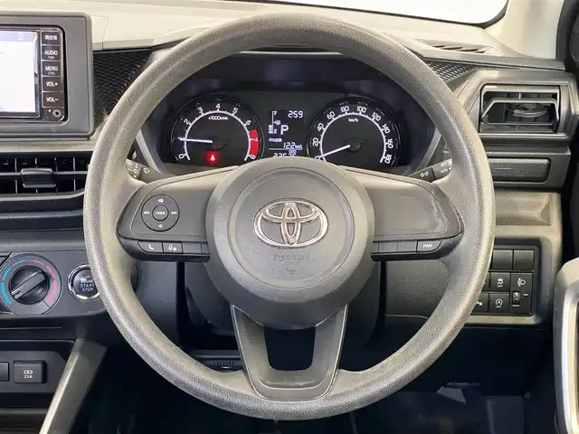 トヨタ ライズ XS 岐阜県 2021(令3)年 2.3万km シャイニングホワイトパール ワンオーナー/モデリスタエアロパーツ/ーフロント/サイド/リア/ＥＴＣ/SDナビ/ーBT/地上DTV/USB/CD/AUX/バックカメラ/LEDヘッドライト/オートマハイビーム/社外１６インチＡＷ/純正フロアマット/衝突被害軽減システム/横滑り防止装置/アイドリングストップ/プッシュスタート/スマートキー/スペアキー/ドアバイザー