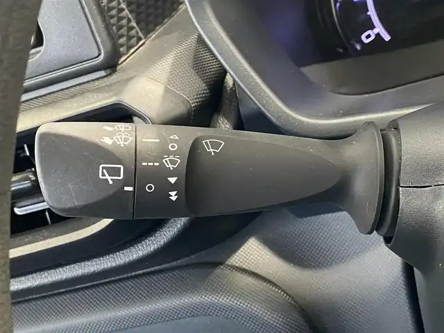 トヨタ ライズ XS 岐阜県 2021(令3)年 2.3万km シャイニングホワイトパール ワンオーナー/モデリスタエアロパーツ/ーフロント/サイド/リア/ＥＴＣ/SDナビ/ーBT/地上DTV/USB/CD/AUX/バックカメラ/LEDヘッドライト/オートマハイビーム/社外１６インチＡＷ/純正フロアマット/衝突被害軽減システム/横滑り防止装置/アイドリングストップ/プッシュスタート/スマートキー/スペアキー/ドアバイザー